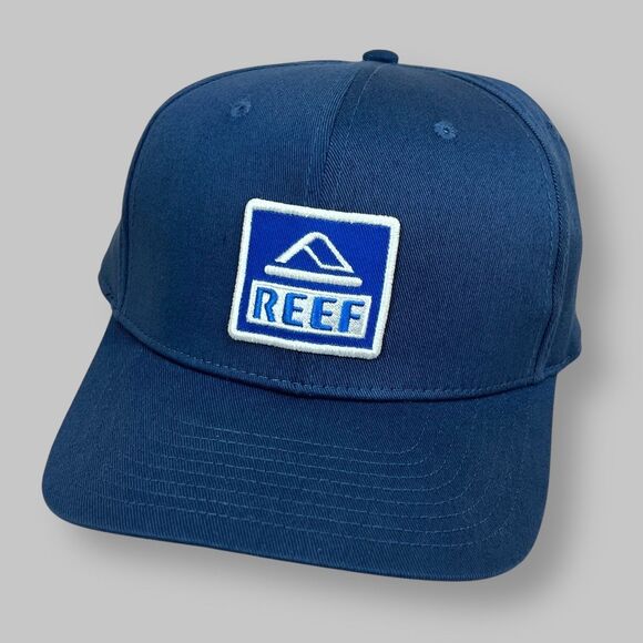 REEF Hat Dark Blue Flex Stretch Fit Jones Semi Curve Cap Logo Patch Beach Surf - Picture 1 of 12